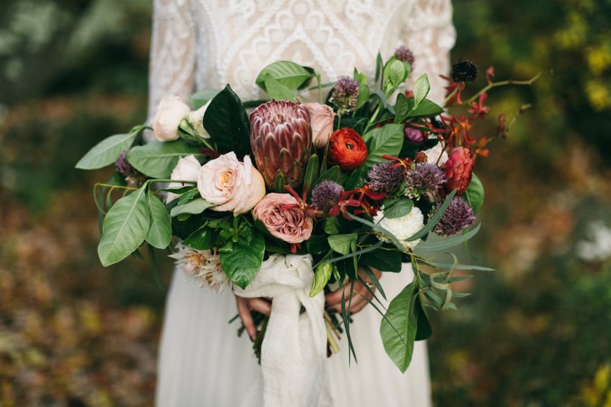 Killer Fall Wedding & Bouquet Inspiration for the Stylish Bride