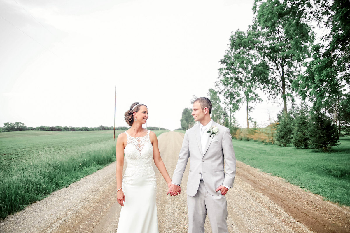 Outdoor Summer Wedding in a Winery