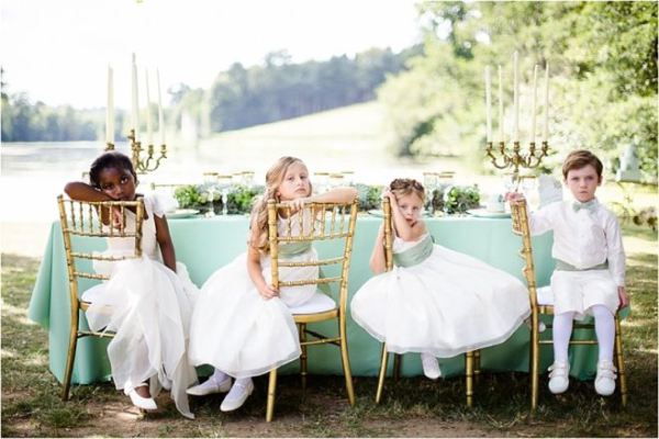 8 Ways To Keep The Kids Busy At Your Wedding