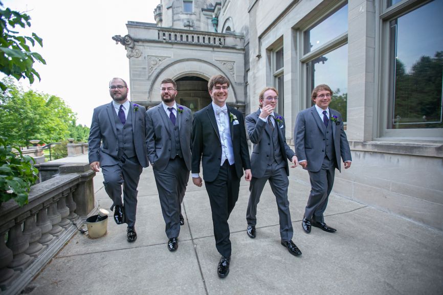 groom and groomsmen