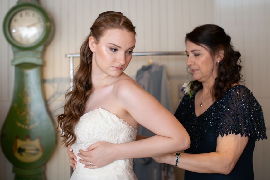 bride getting ready