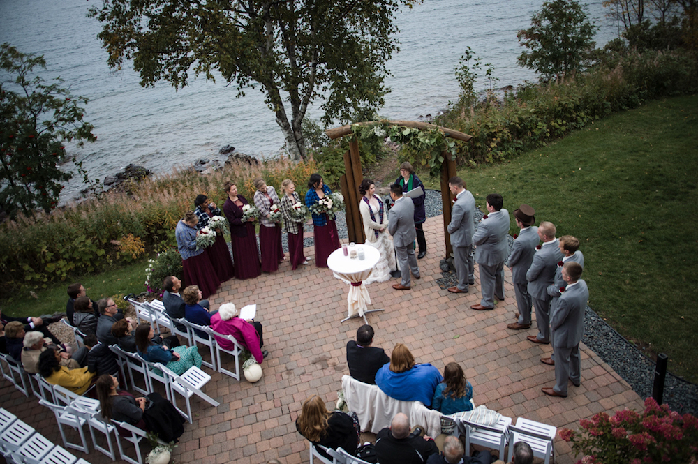small autumn wedding in the north shore