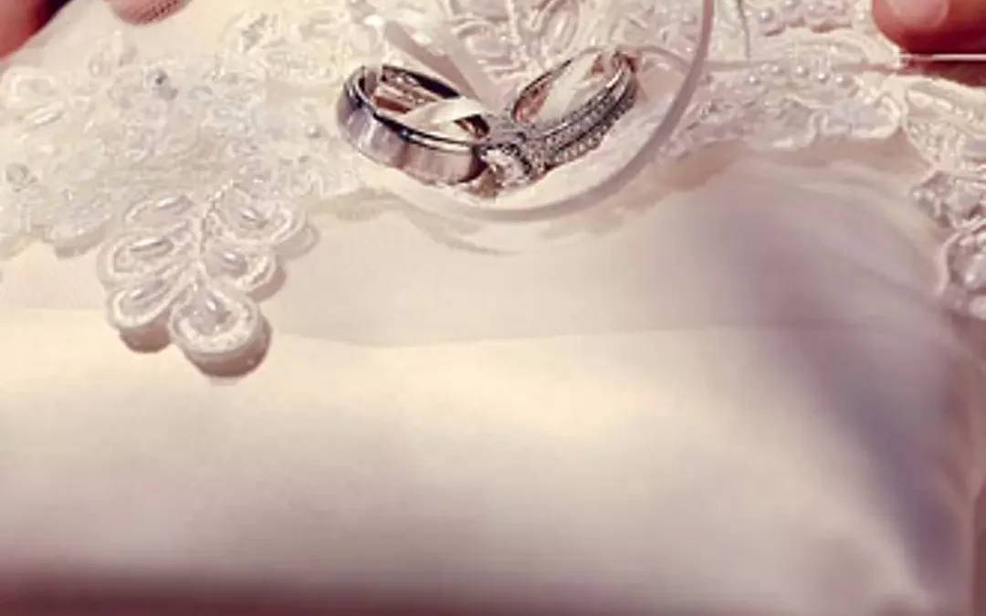 Ring Bearer 101: What They Wear, What They Do, and How to Keep Them Happy